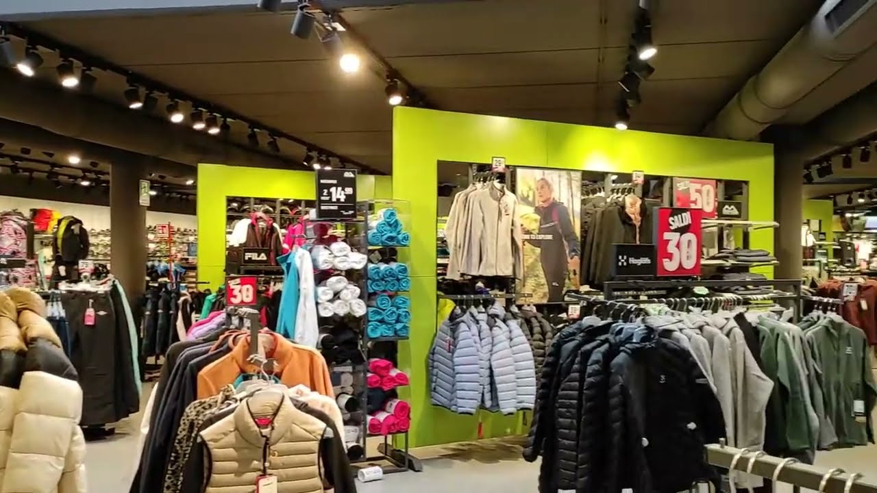 cisalfa , sports wear,   mixed30  to 70 discounts, trento italy by pasok tv let's go .daming sale