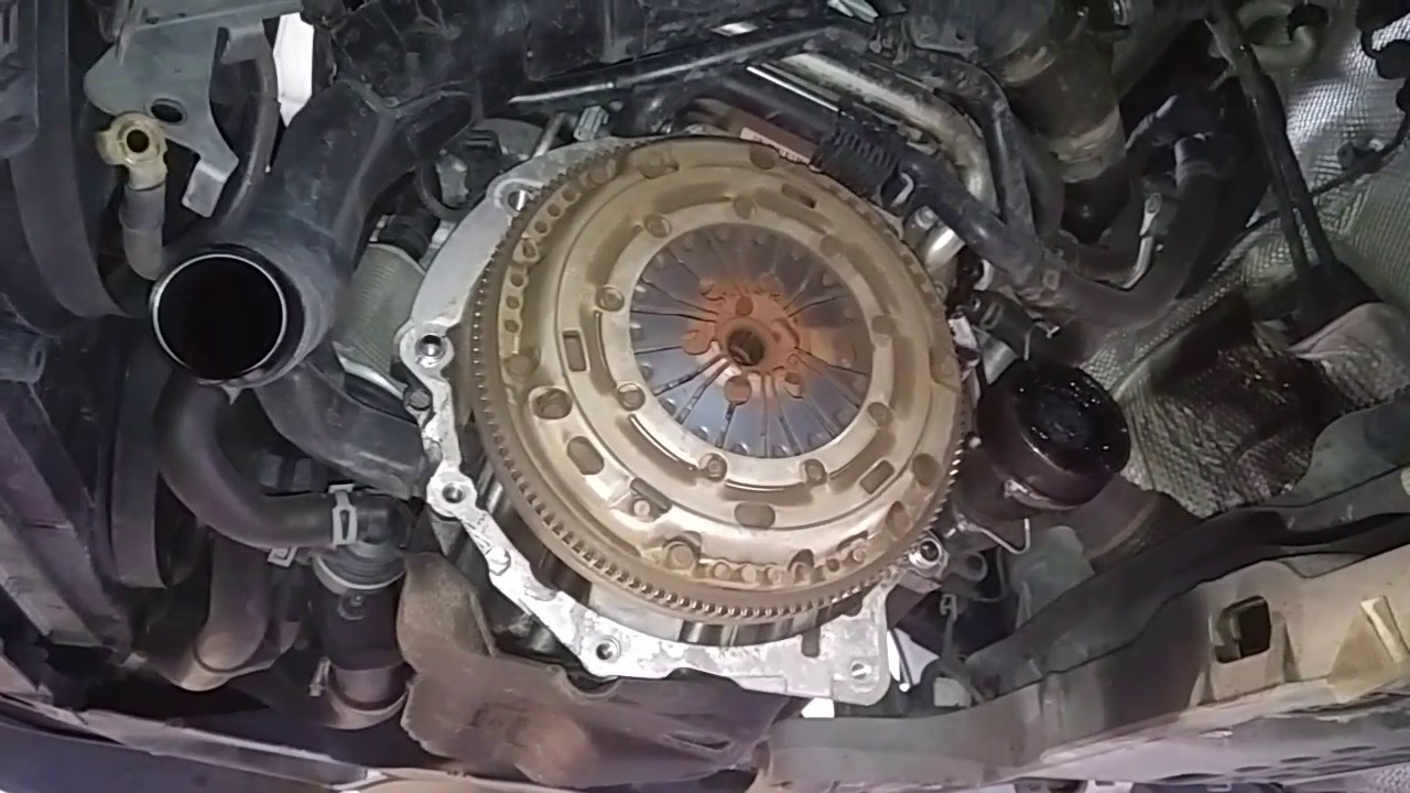 VW Passat 1.6 tdi 2.0 TDi wymiana sprzęgła VW PASSAT CLUTCH KIT REPLACEMENT