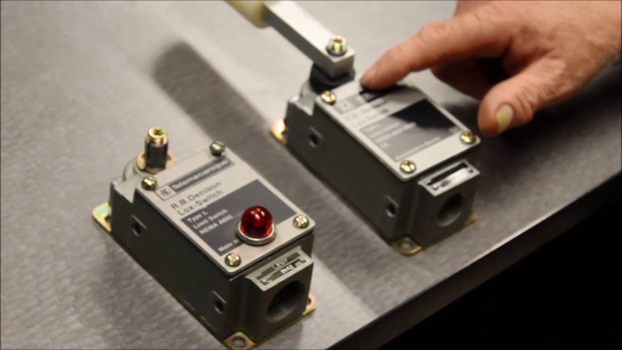 Comparing Square D™ L100 & L300 Severe Duty Limit Switches | Schneider Electric Support