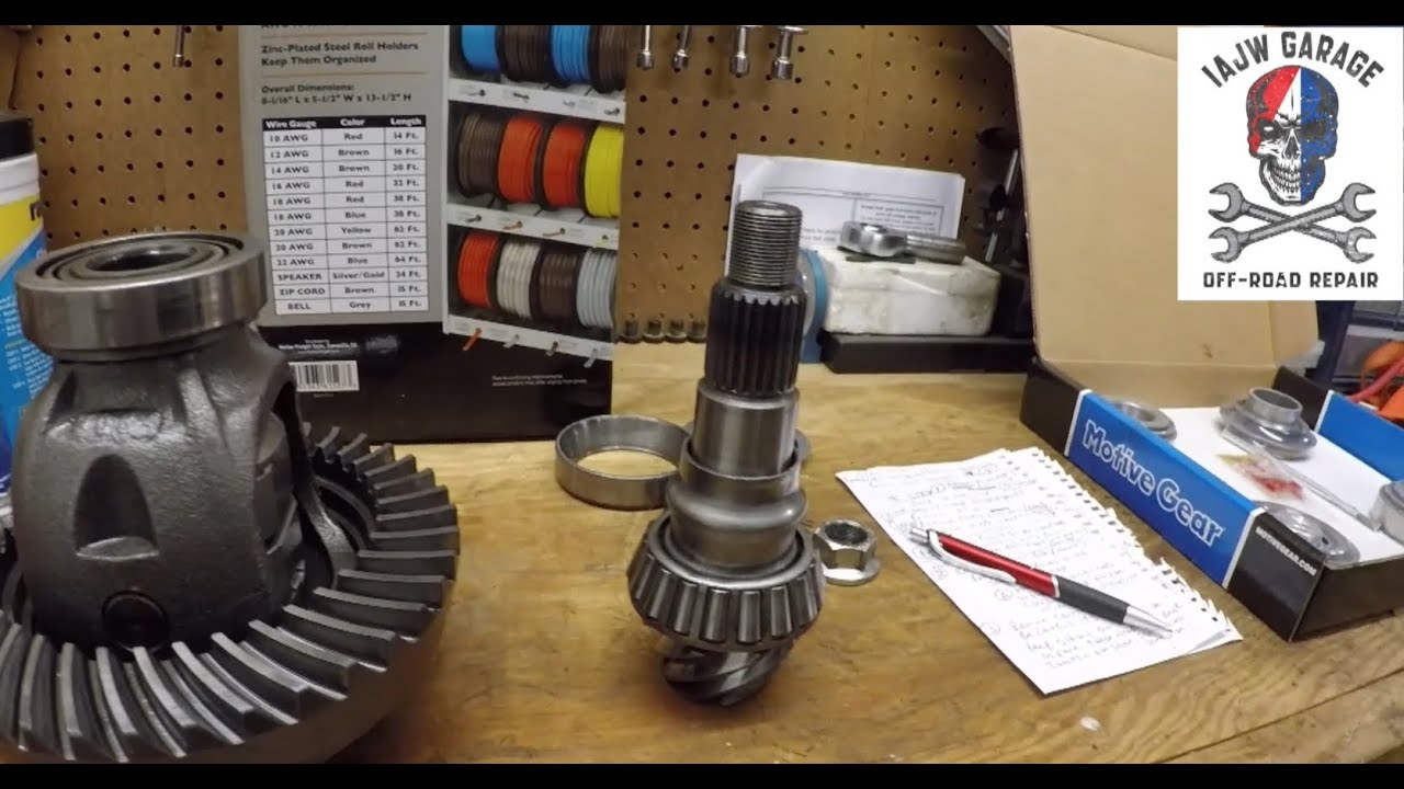 Jeep Wrangler JK JKU Pinion Bearing Removal and Replacement - It's a Jeep World (DIY)