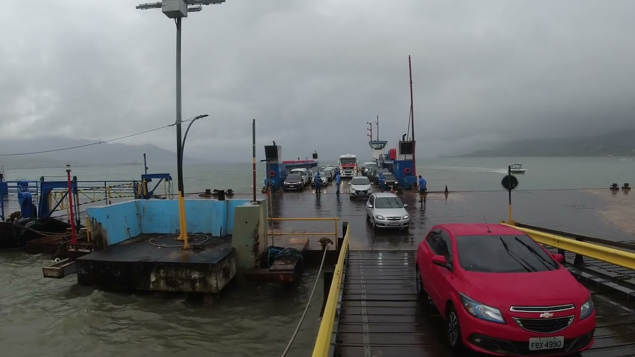 Mar tava revolto hoje 4/01/2023  Travessia de Balsa ilhabela sp
