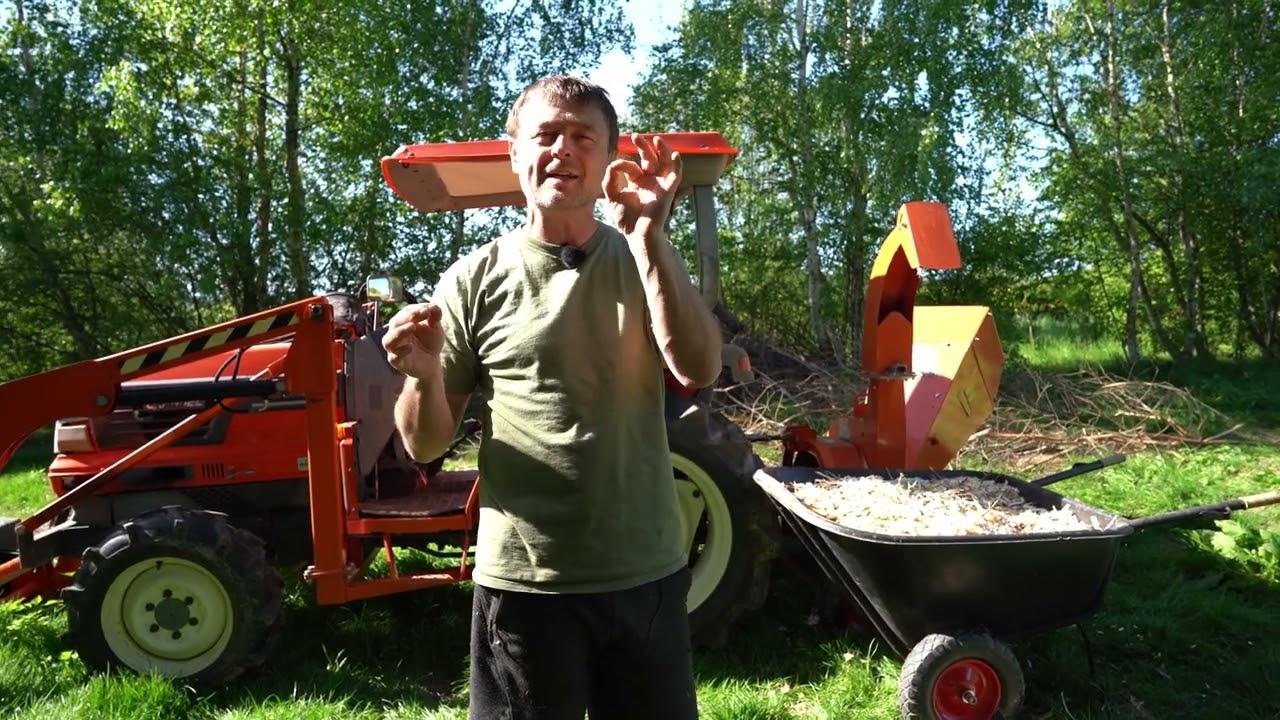W jakie maszyny warto zainwestować na siedlisku gospodarstwie ? Traktor z dostawkami opis :)