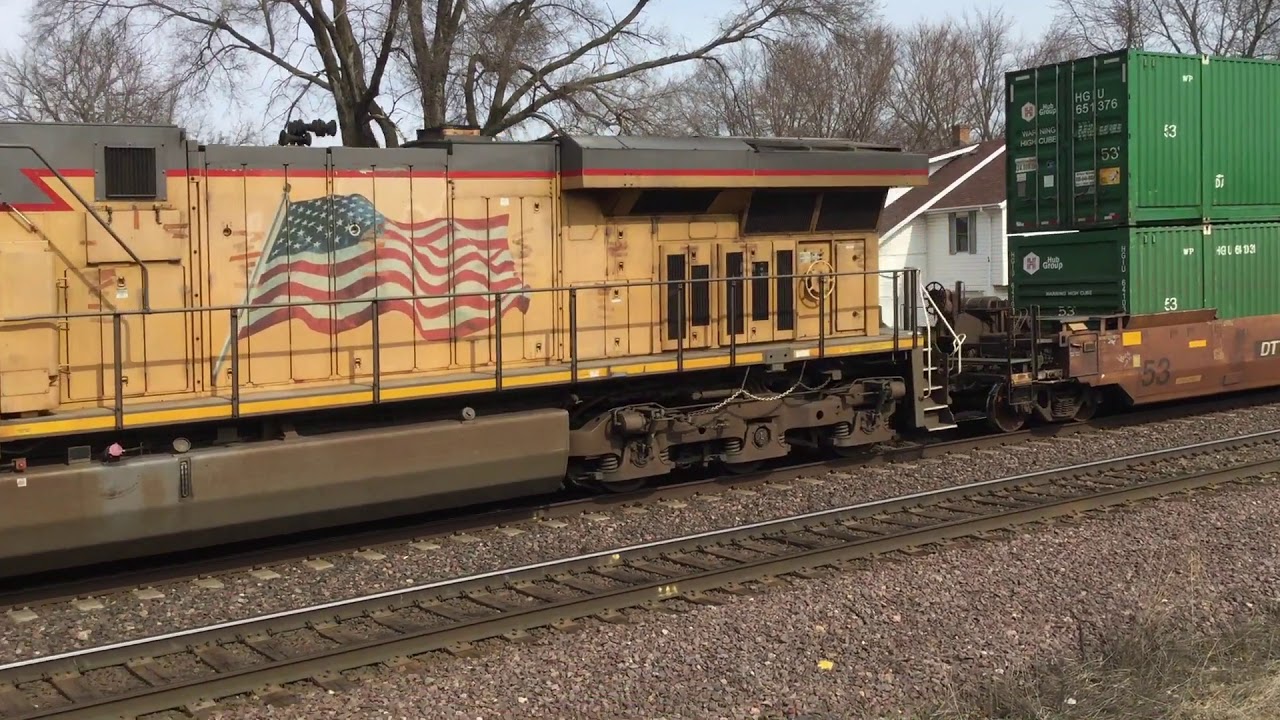 A visit to the Rochelle Railroad Park w/ tier 4 SD70AH leader 03/07/21