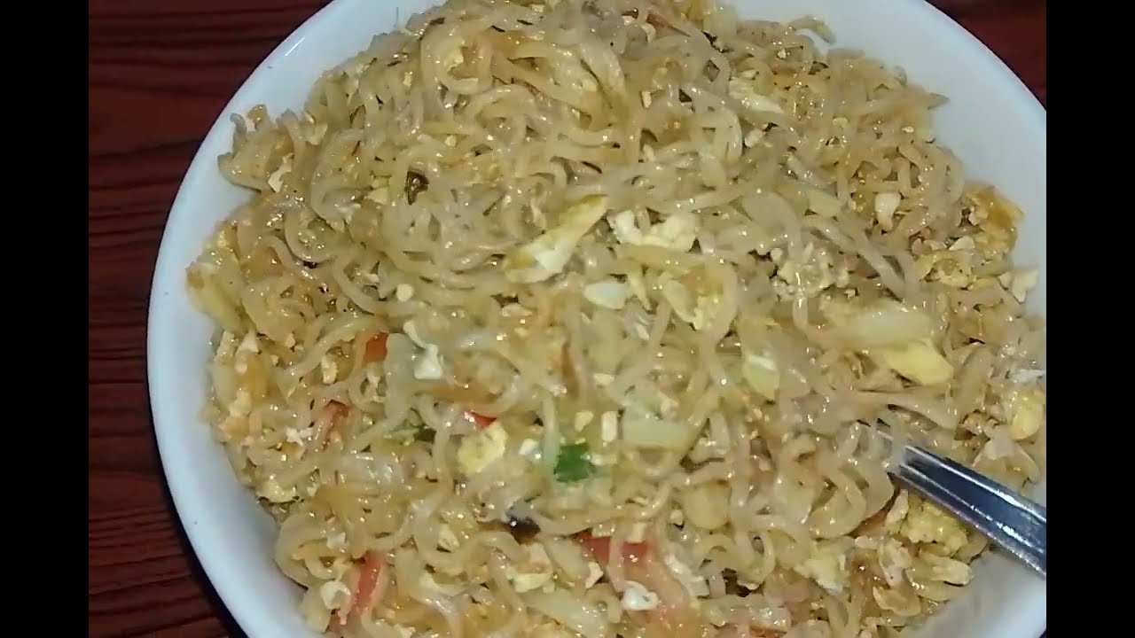 নুডলস এর দুটো রেসিপি একসাথে।।  How to make  Noodles recipe @mythink