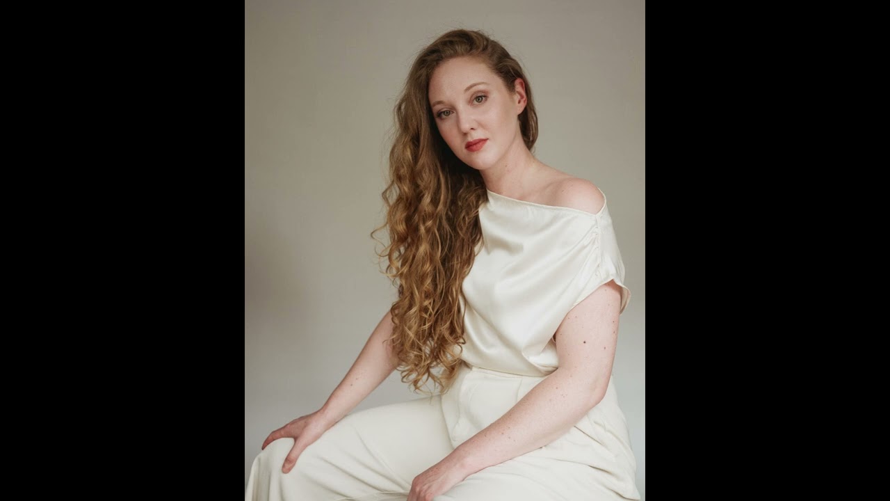 Bethany Horak Hallett - mezzo soprano - Grieg - Die verschwiegene Nachtigall