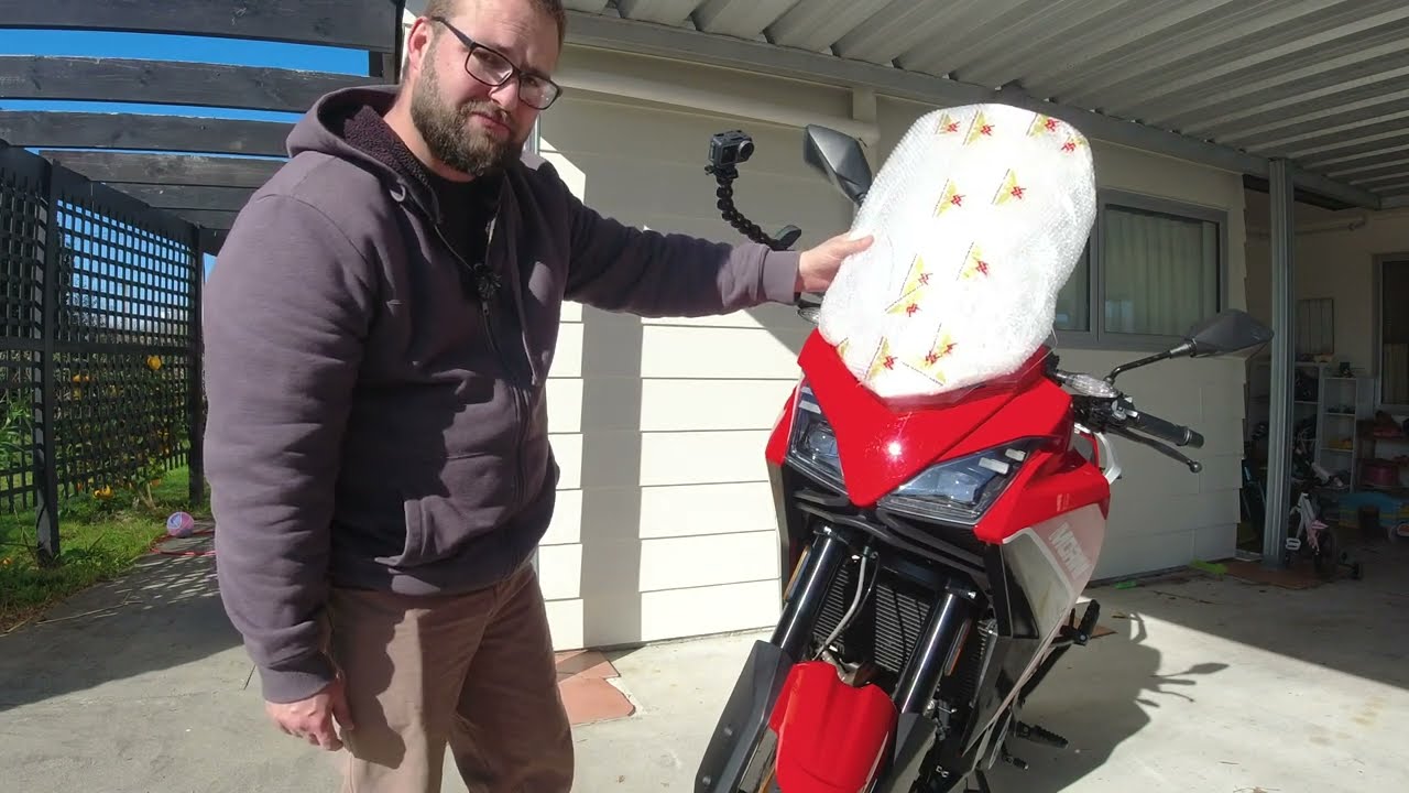 Moto Morini X-Cape Accessory Windshield Install | Real Time