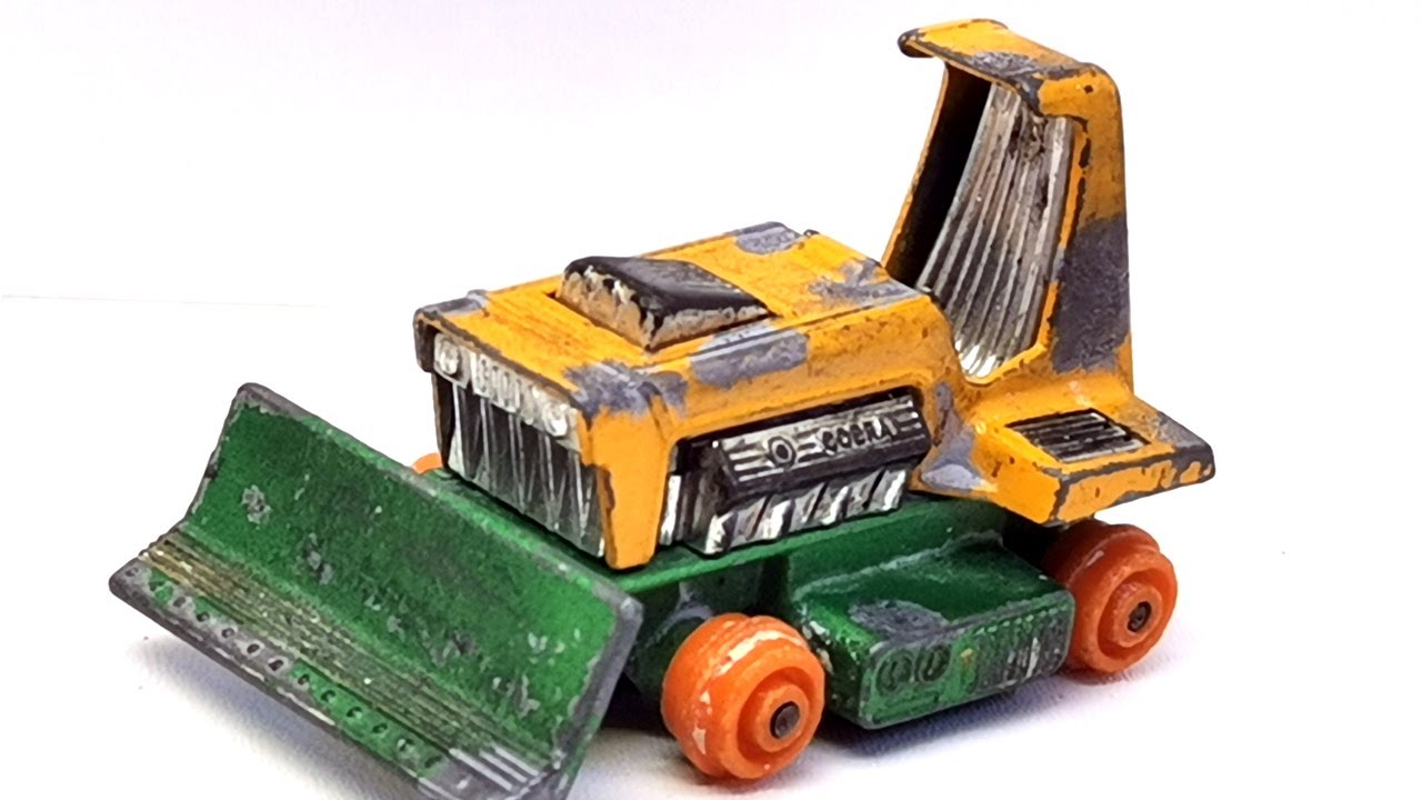 Matchbox ремонт Big Bull No. 12. Литая модель, изготовление гусениц.