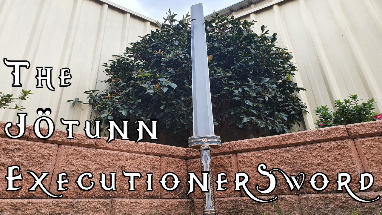 Calimacil The Jötunn Executioner Sword Review | LARP Butler |