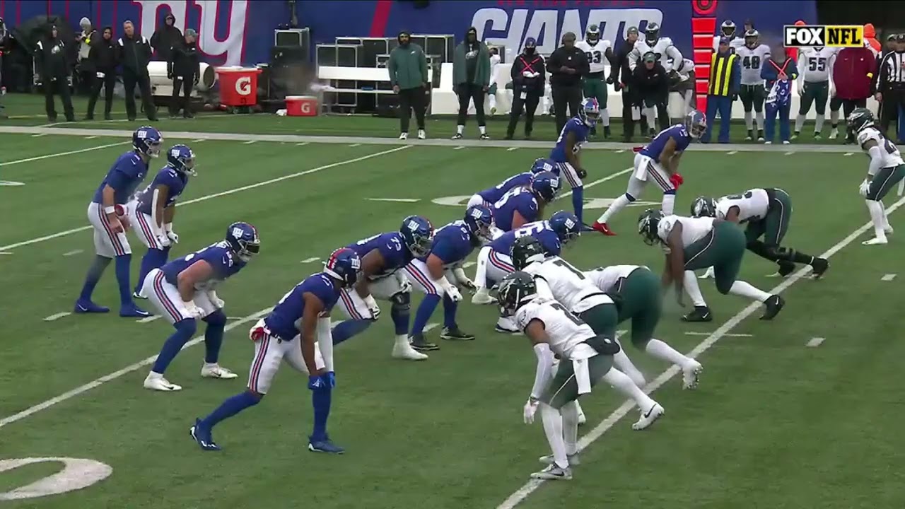 Marcus Epps with this big hit