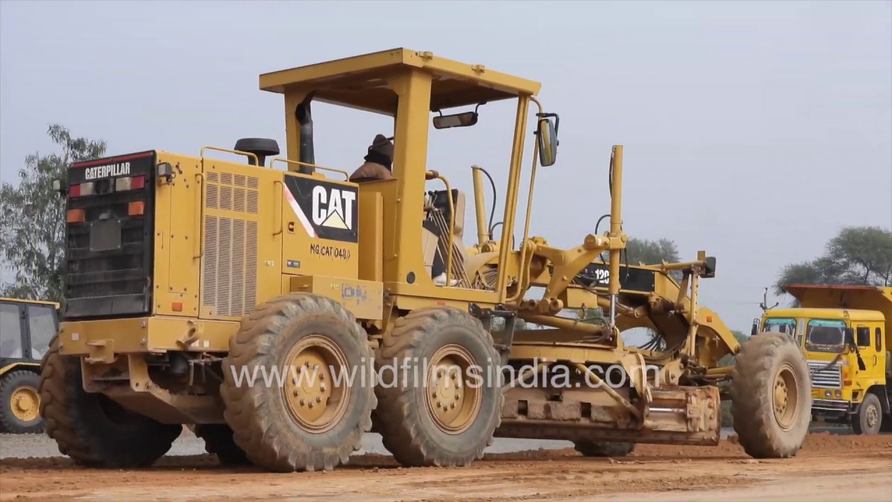 Road construction - leveling and grading in Madhya Pradesh