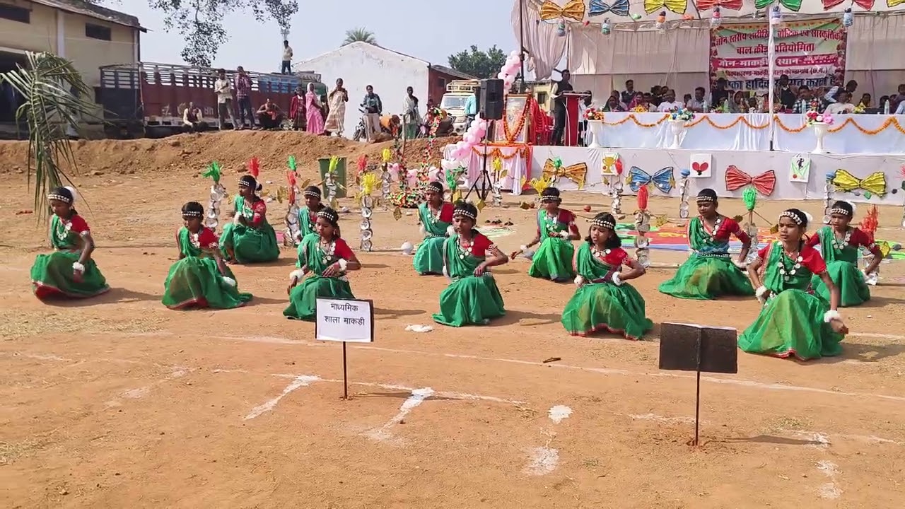 Dance performance on chattishgarh ke bani song by KGBV makdi       