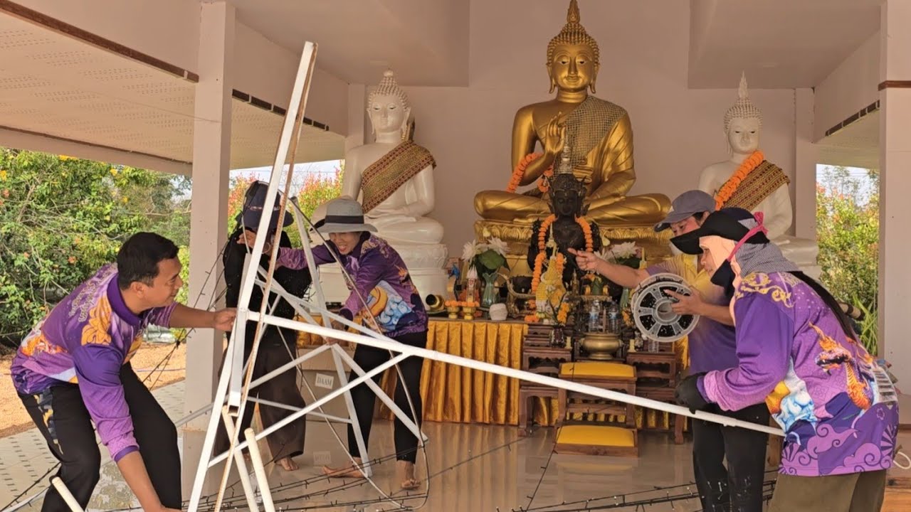 วินาทีสุดตื่นเต้น! เสือเด้งชวนสว.ท้าแข่งเก็บไฟต้นคริสต์มาส#มนต์โอมชาแนล#ป้าเเต๋นชาเเนล 