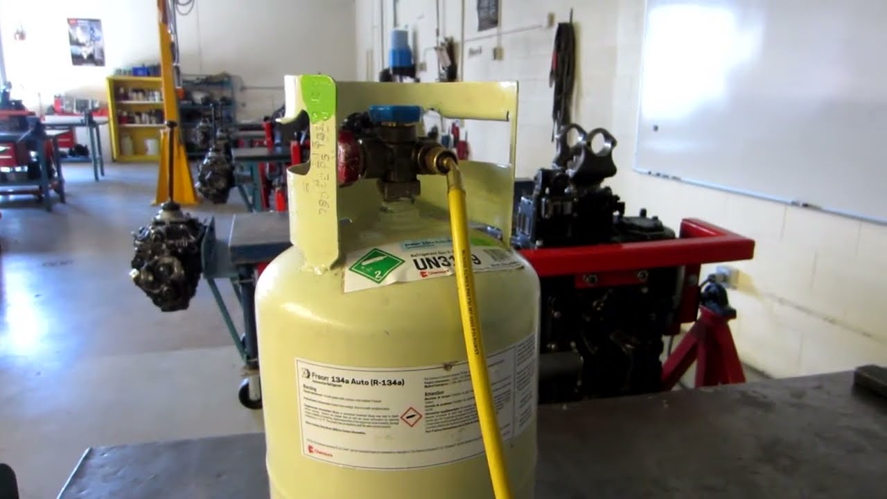 Air Conditioning - Liquid Filling using a Scale