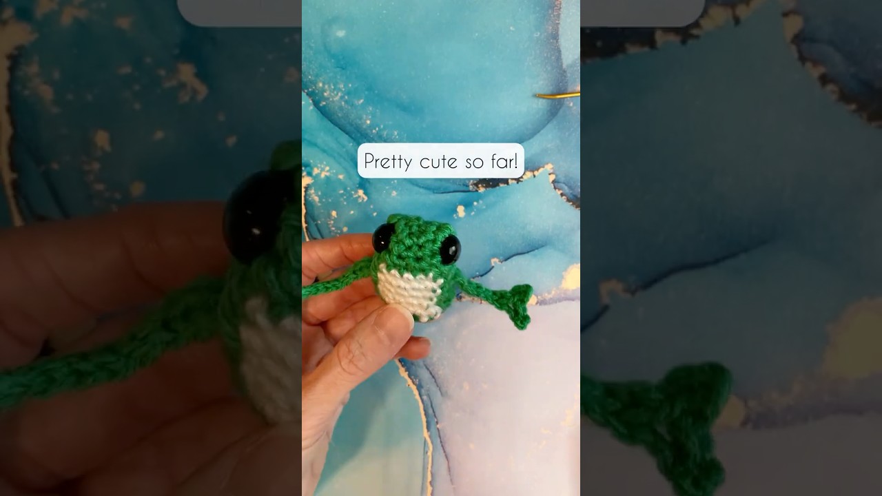 ✨🐸 Hello Froggie!🐸✨ #crochet #diy #amigurumi #handmade