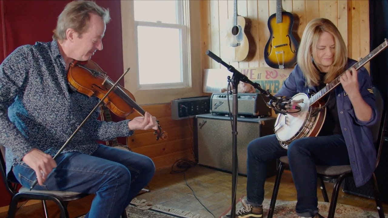 Tall Hog at the Trough – Alison Brown feat. Stuart Duncan