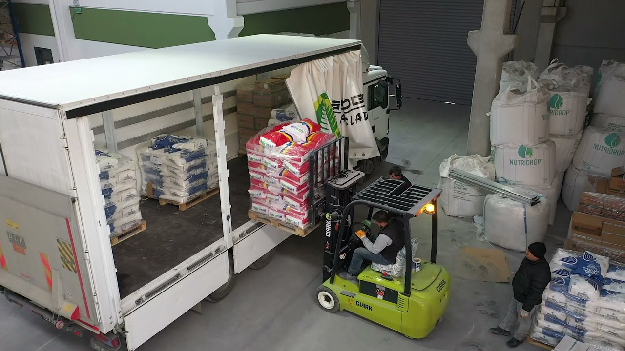 Agroglob Tarim  Fabrika Tanıtımı . Sıvı ve Katı Gübre üretim tesisimiz faaliyetlerine başlamıştır.