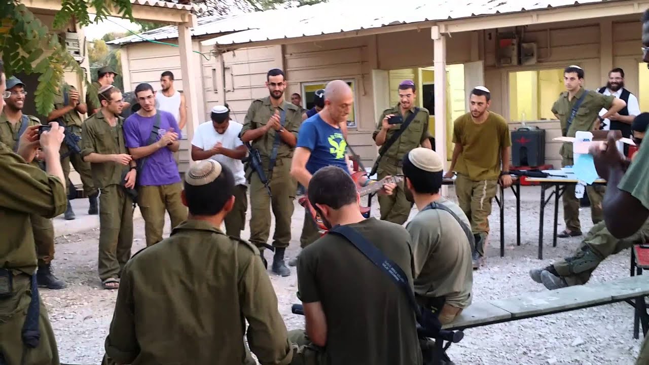 משה כורסיה ואבי סינגולדה בביצועים נדירים במבצע 