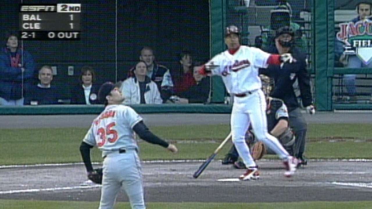 1996 ALDS Gm3: Ramirez's solo home run off Mussina