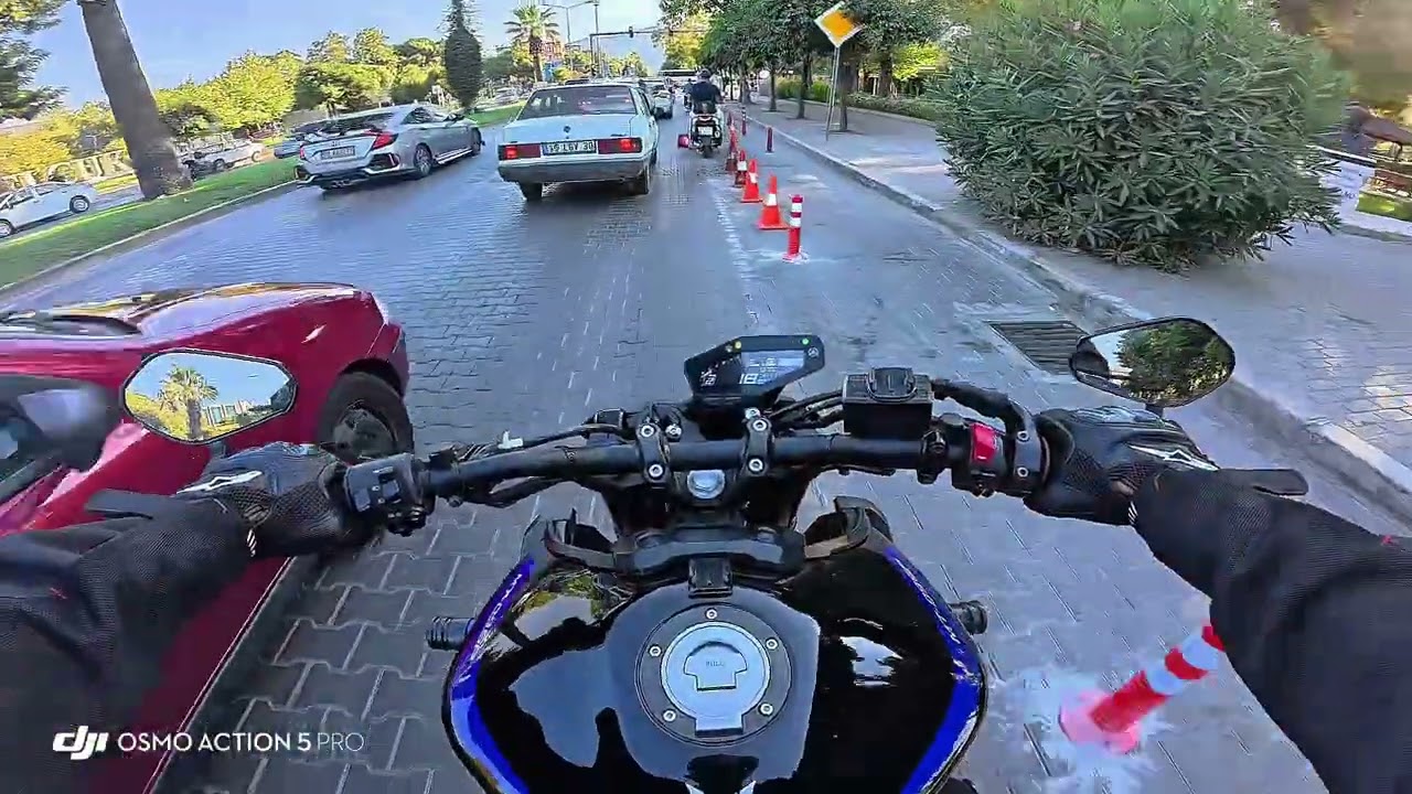 Yamaha MT-09 SP Gen2 with Akrapovic Exhaust