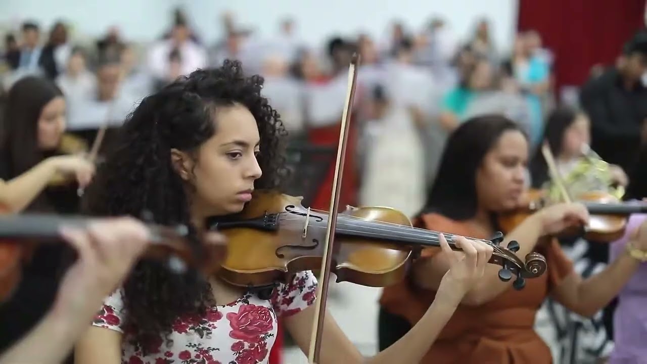 Igreja Apostólica - A vitória contigo está - Coral Curitiba