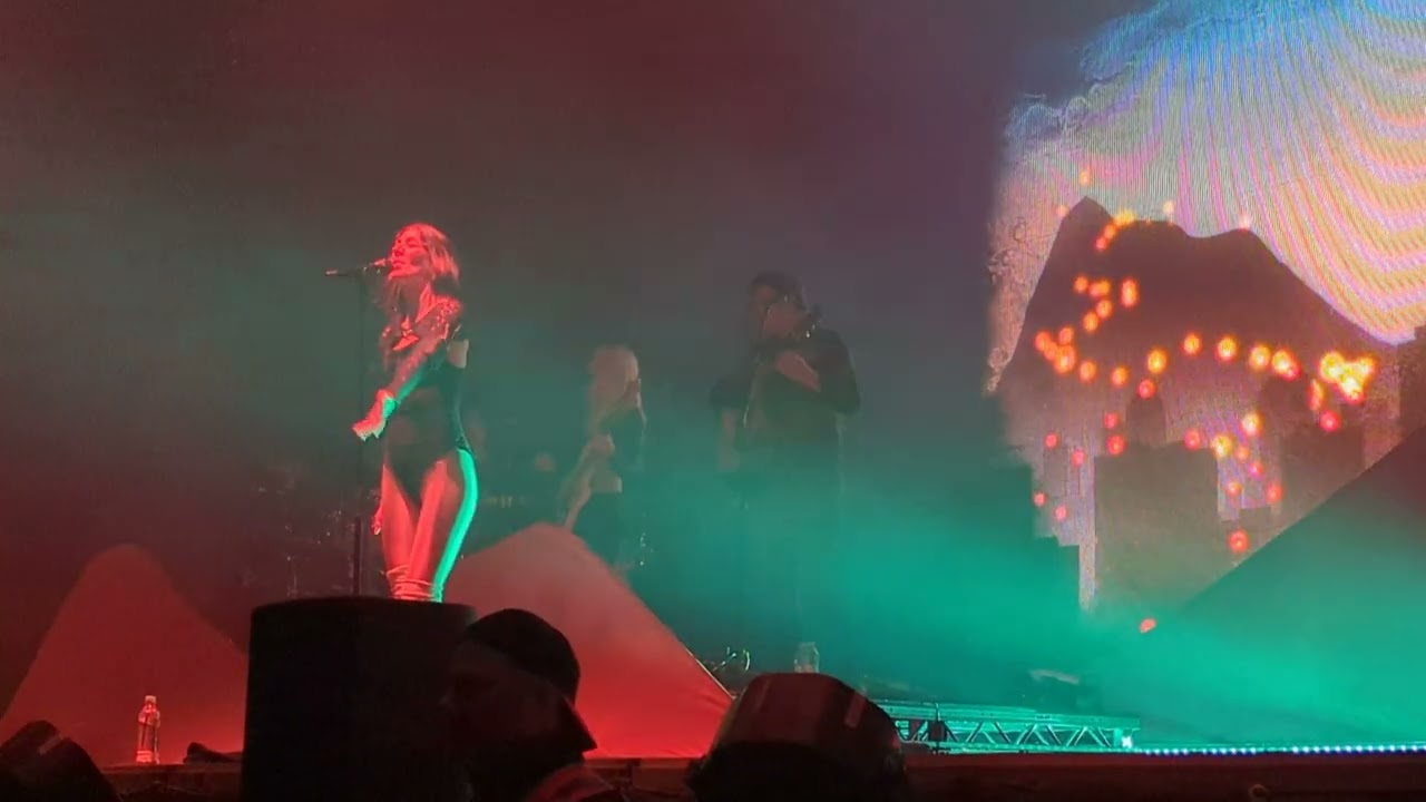 20230810 - Caroline Polachek - Door - Way Out West, Gothenburg, Sweden
