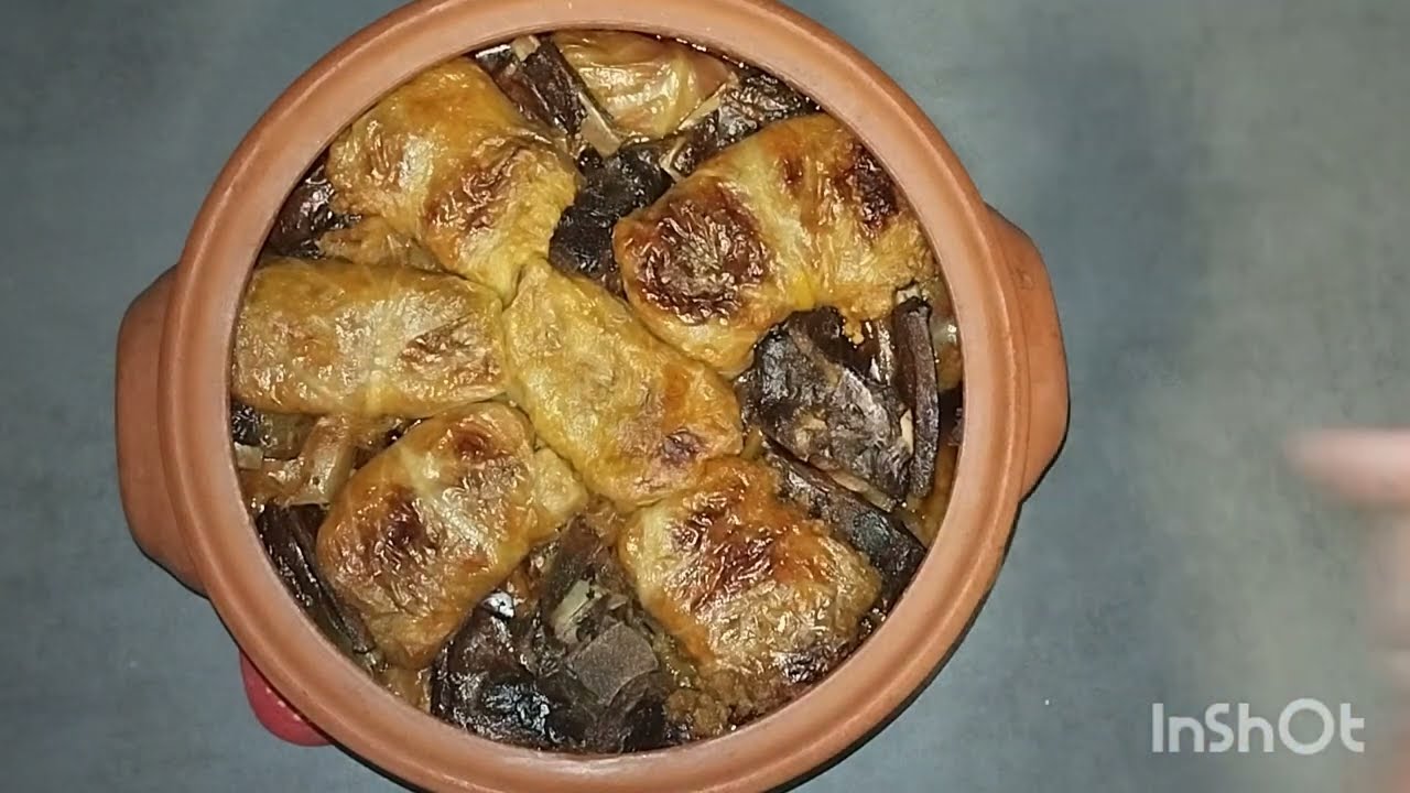 Sarma sa dimljenim rebrima u zemljanoj posudi-Recept(Sarma with smoked ribs in a clay pot-Recipe)