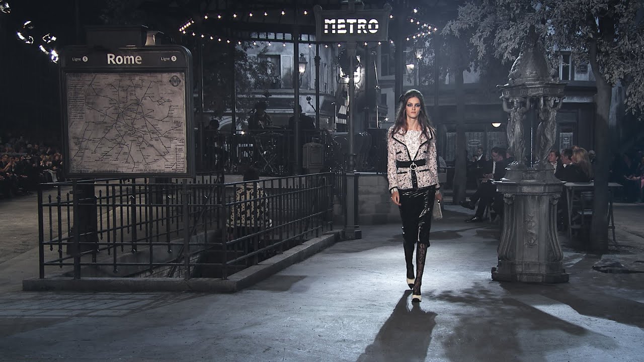 Paris in Rome 2015/16 Métiers d’art Show – CHANEL Shows