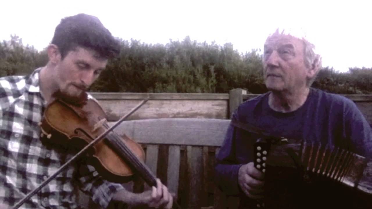 Rowan Piggott & Charlie Piggott - The Fairhaired Boy & Scatter The Mud (Jigs)