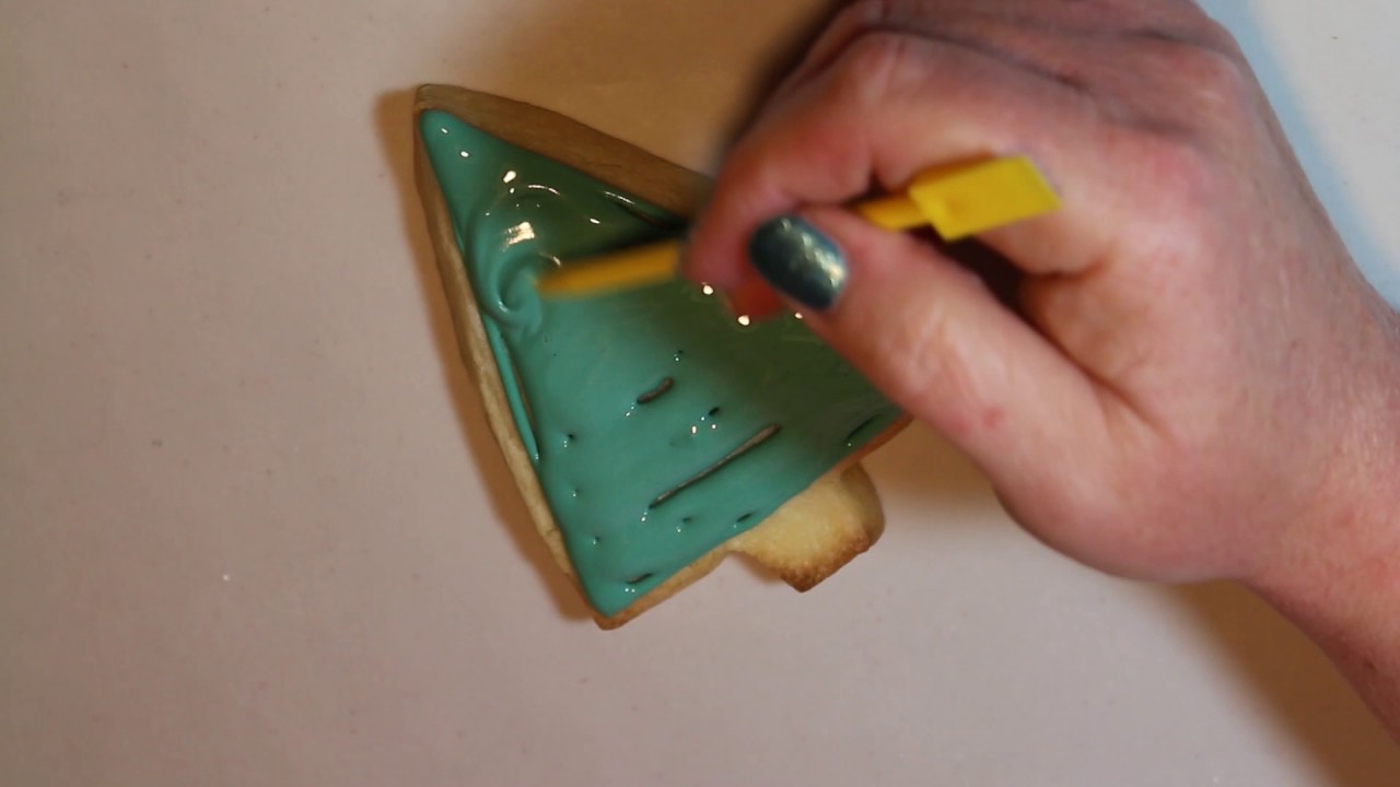 Sugar Cookie Decorating with Wilton tree cookie cutter