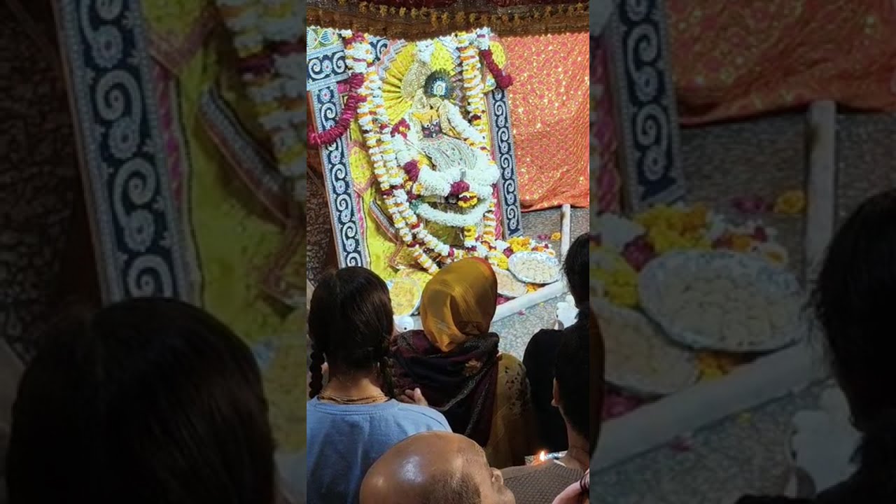 दानघाटी मंदिर , गोवर्धन आरती के लाइव दर्शन , आरती