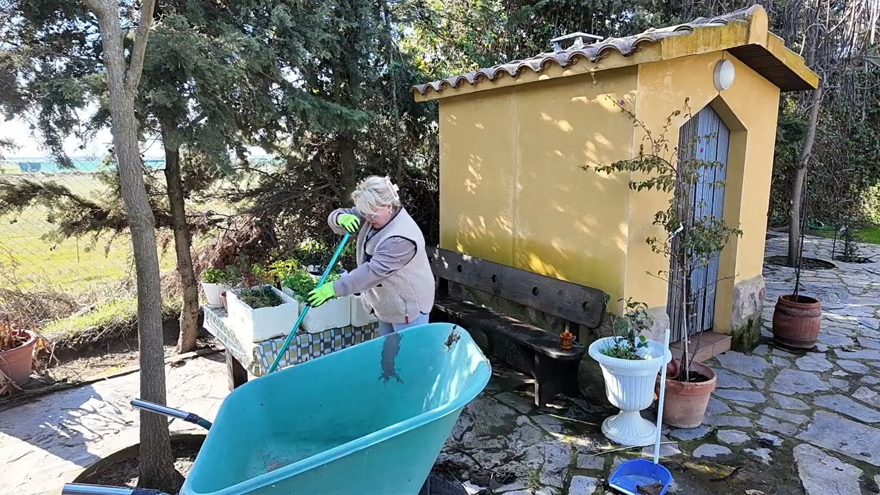 Неожидала такой реакции.  Че происходит? Мама меня не слышит 😪