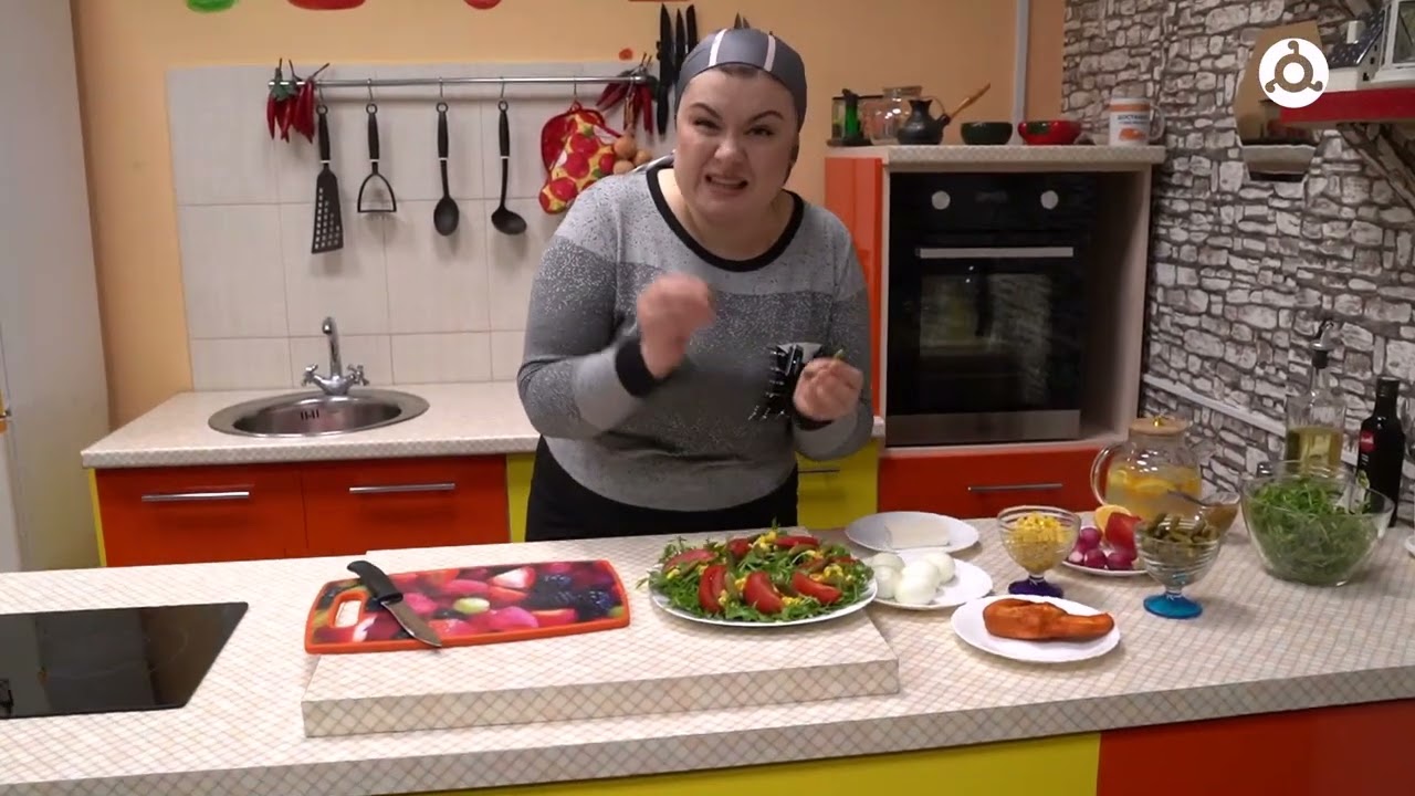 Утреннее меню. Готовим салат "Венок из рукколы".