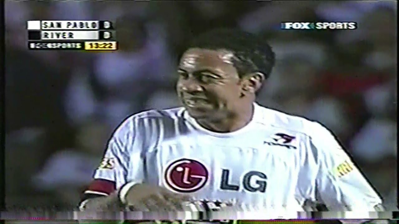 90' Sao Paulo vs River Plate Copa Libertadores 2005