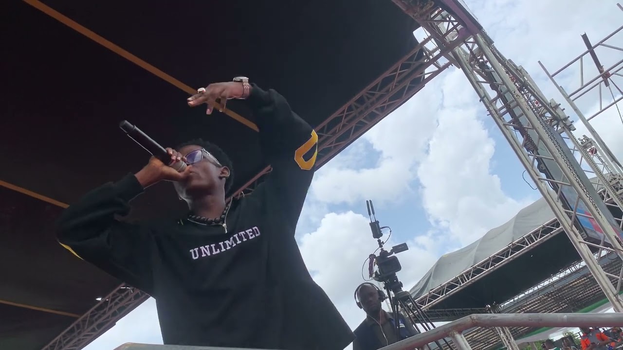 Disasta performing in one year anniversary of  His excellency