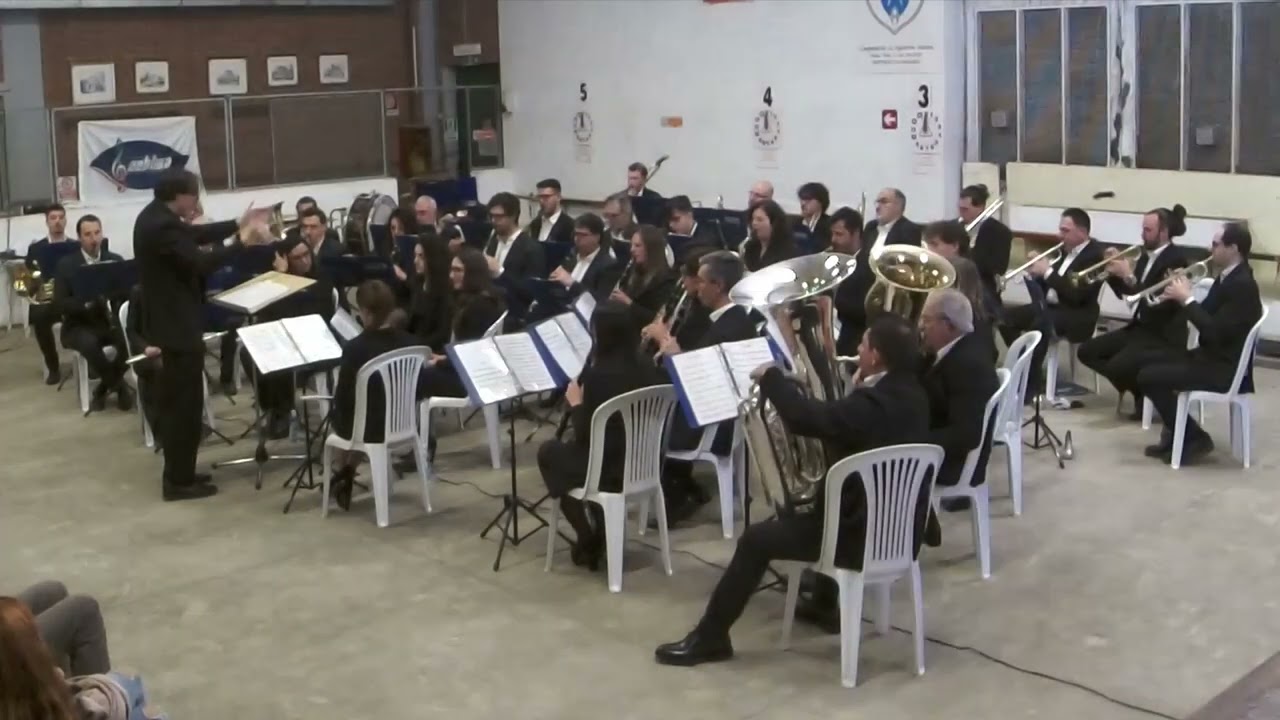 Ennio Morricone - La Califfa - Banda Musicale Montanarese