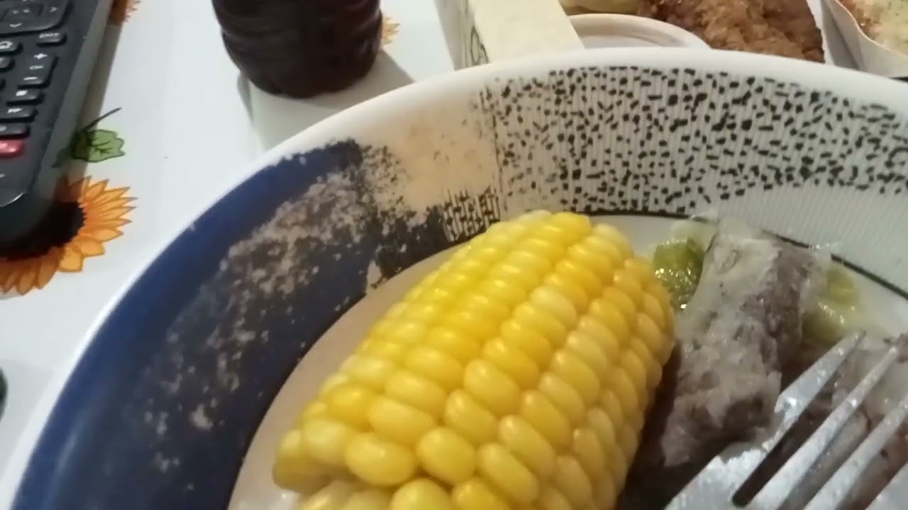 Blow out ni apo sa lala nya tas ngmukbang Ako😋😋