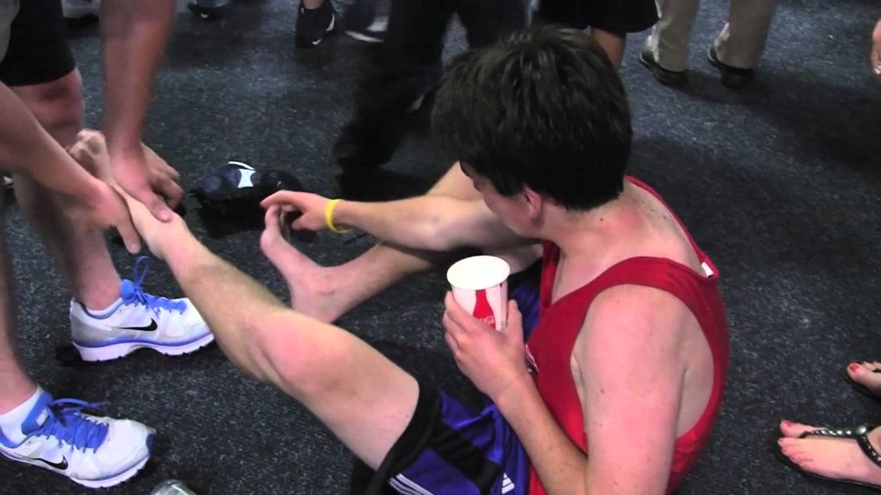 Austin Gets Leg and Foot Cramps at Sky Zone 7-3-12