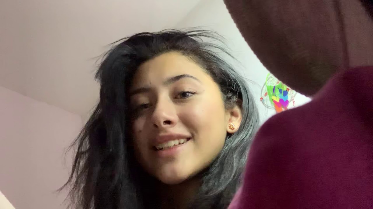ASMR tú novia te cuida