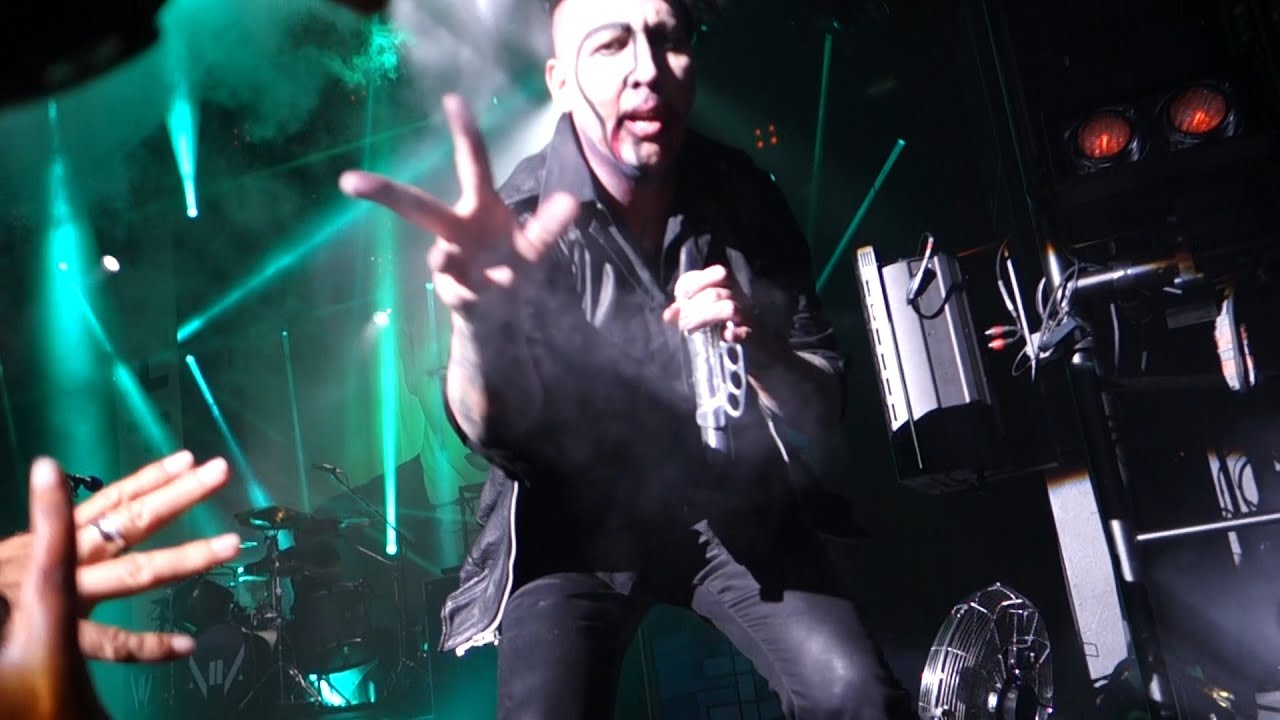 Marilyn Manson - Lunchbox - Live in Concord