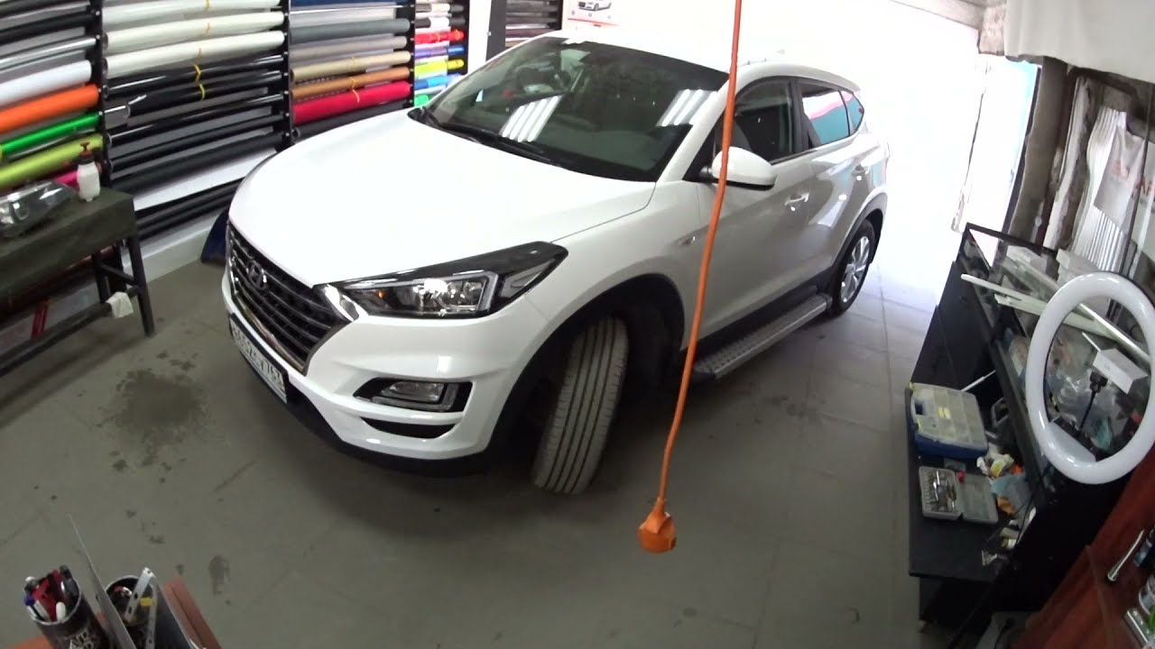 Как снять антенну плавник с крыши Hyundai Tucson. How to remove the antenna of a Hyundai Tucson TL