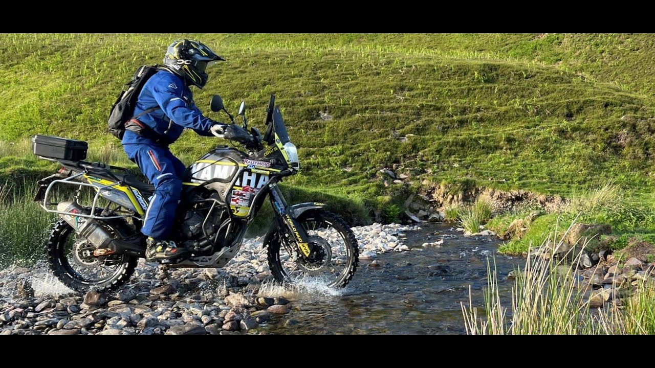 Above the Mennock Pass