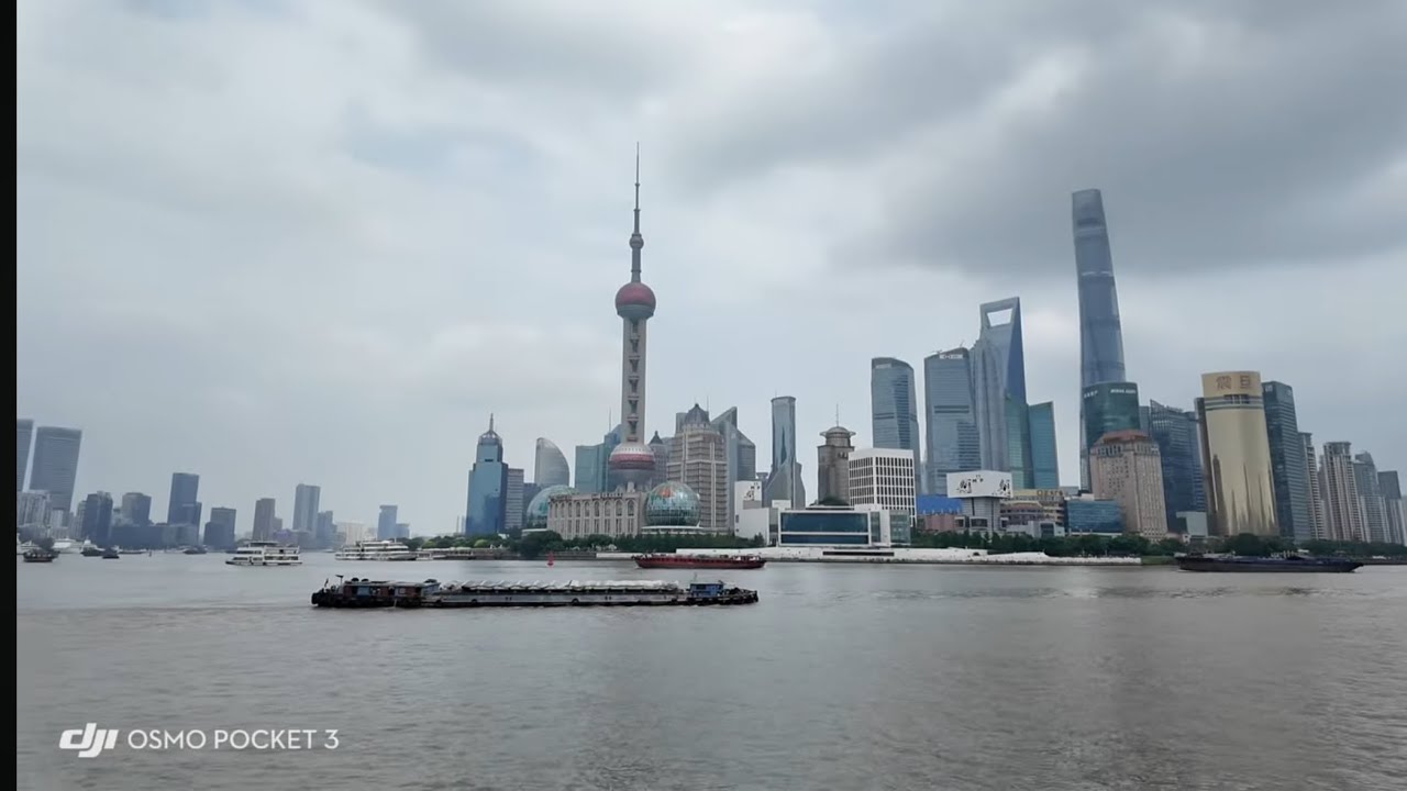 2025年10月1日国庆节的上海外滩，南京路，新天地还有陆家嘴#维观 #上海 #国庆节