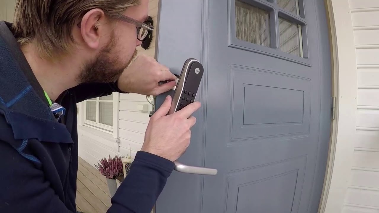 How to install Yale Doorman
