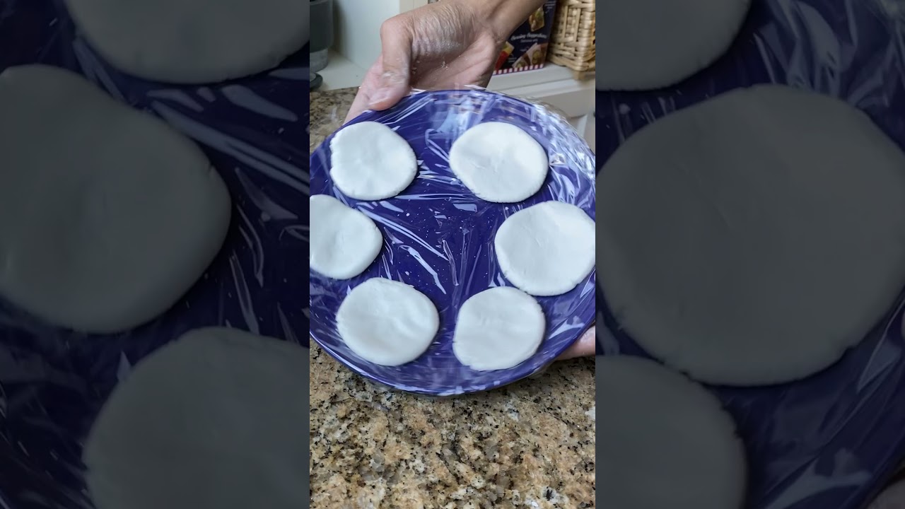 If you like mochi, try this Filipino dessert!