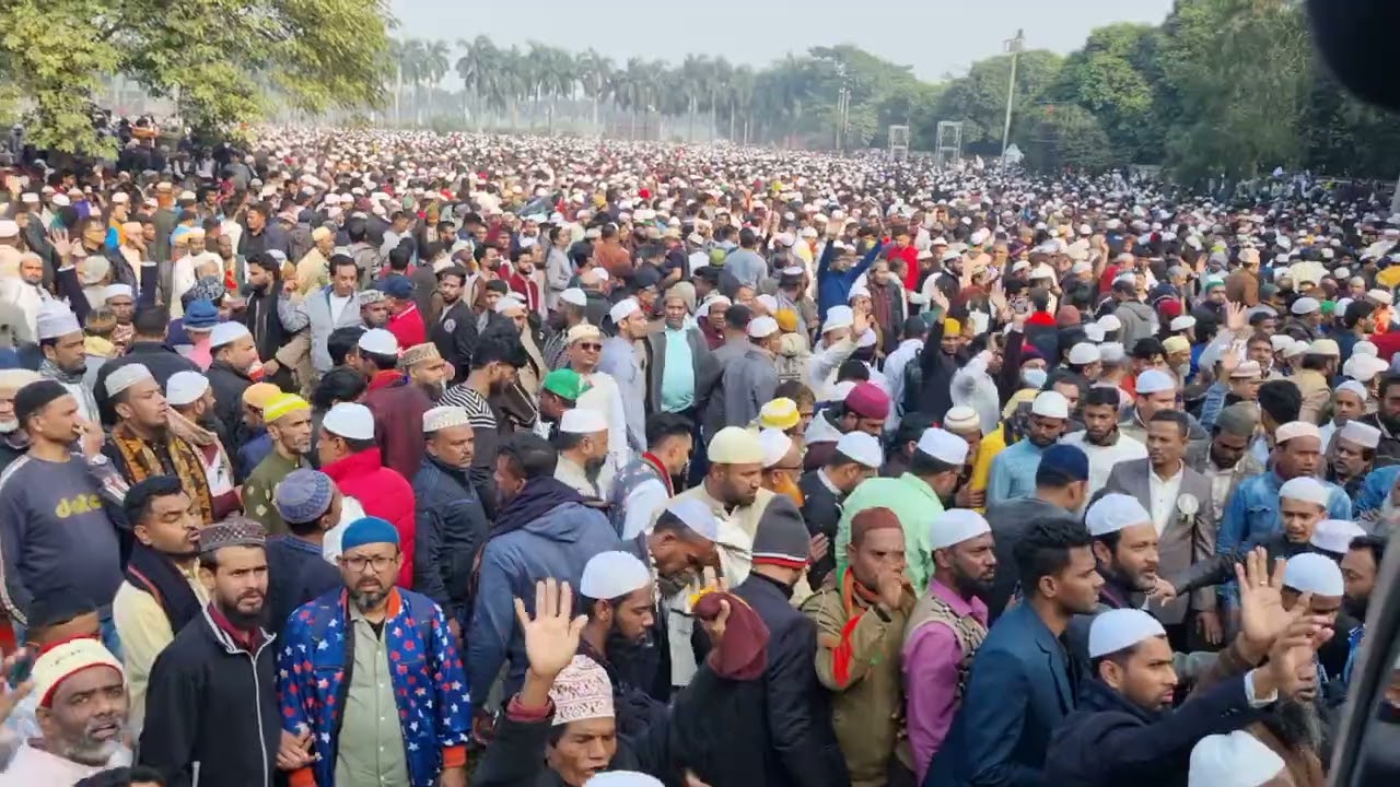 বেগম খালেদা জিয়ার জানাজা হচ্ছে লাখো মানুষের বীর