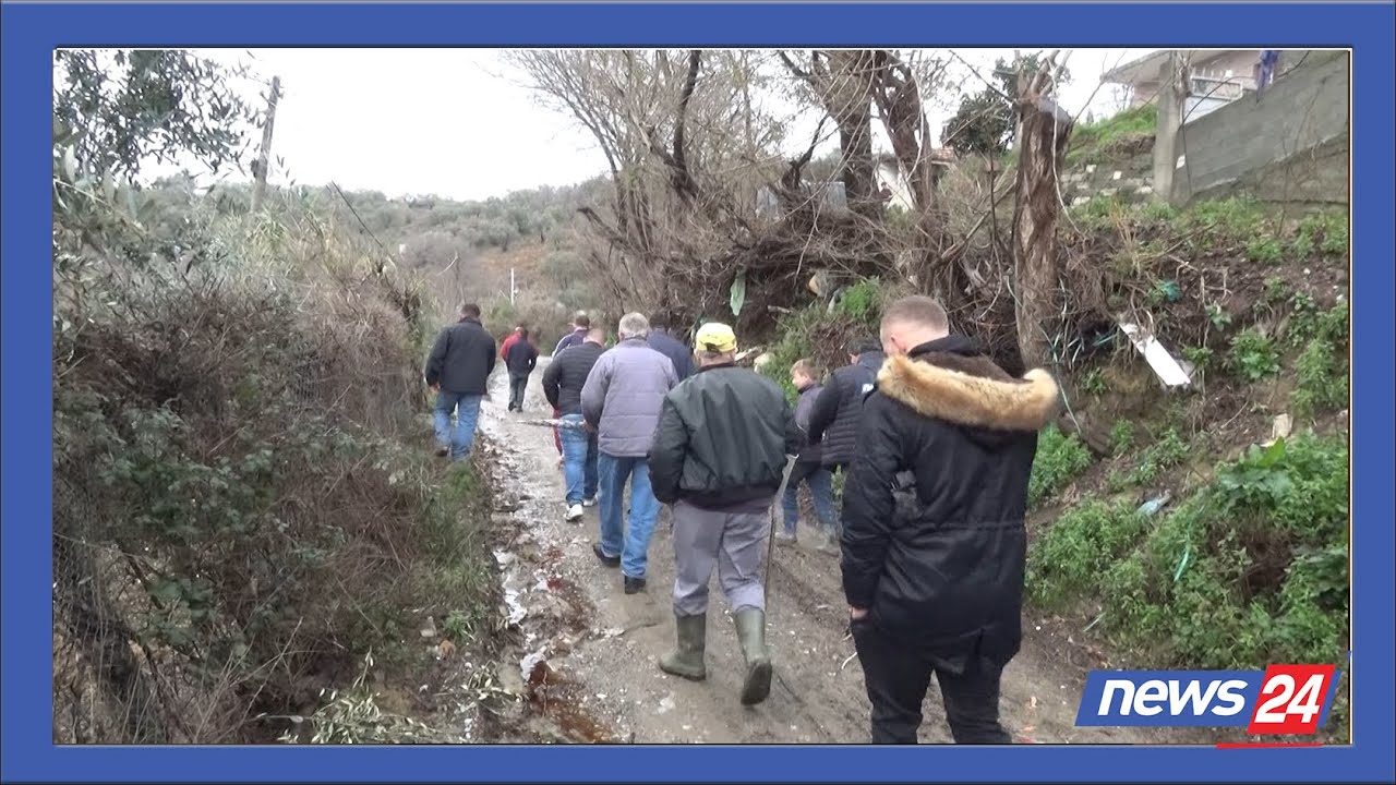 Rrogozhinë,Banorët e Seneballaj protestë: Na mashtrojnë̈ prej 30 vitesh,duam rrugë për fëmijët