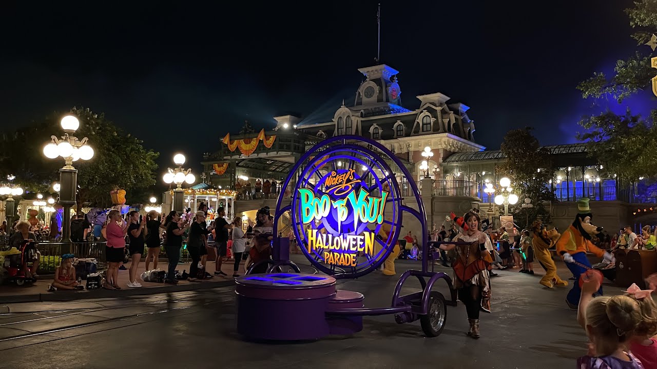 Mickey’s “Boo-to-You” Halloween Parade 2022 Headless Horse + Powerline Max 4K Full Parade