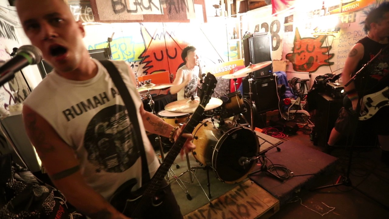 The Restarts live @ Tiger Spit Garage, Auckland NZ