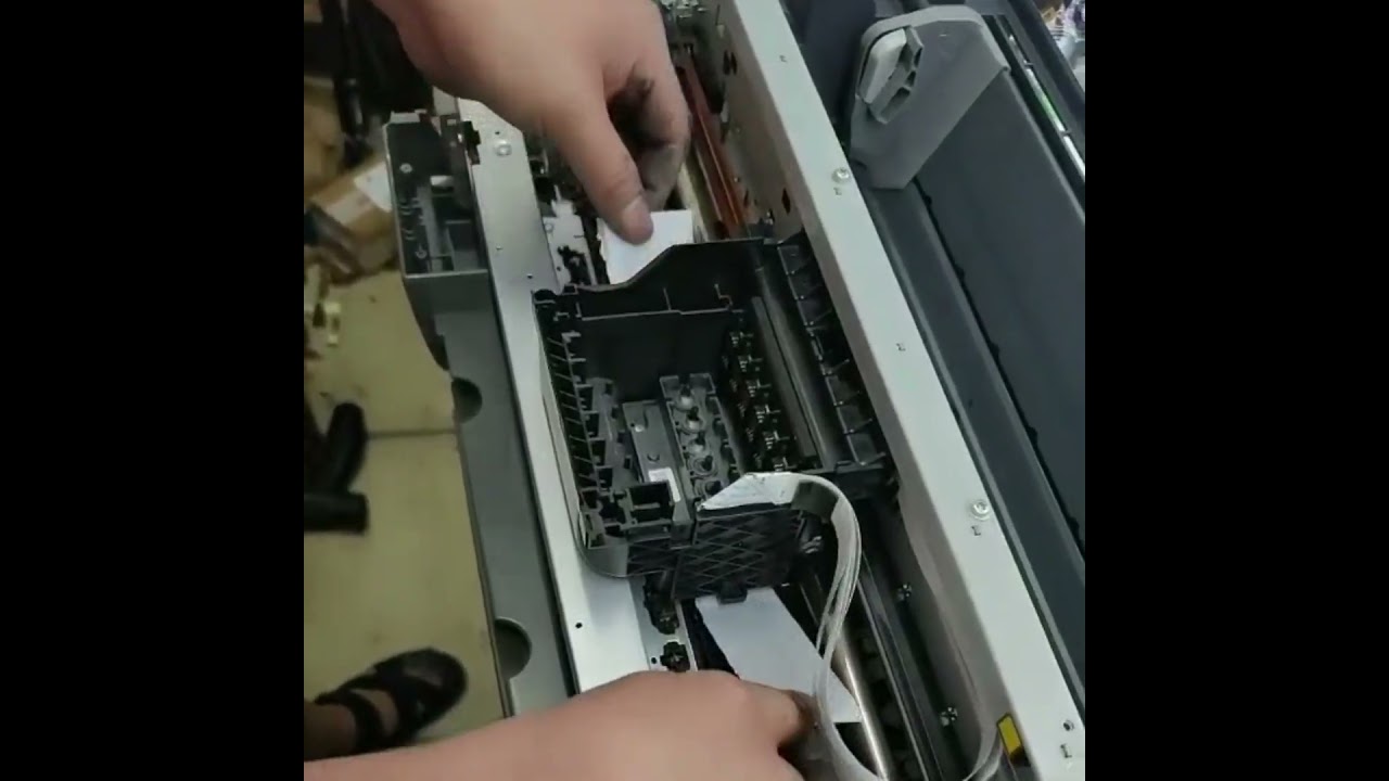 Maintenance Tutorial: How to Clean the Bottom of the Print Head of R1390 and L1800 DTF Printer