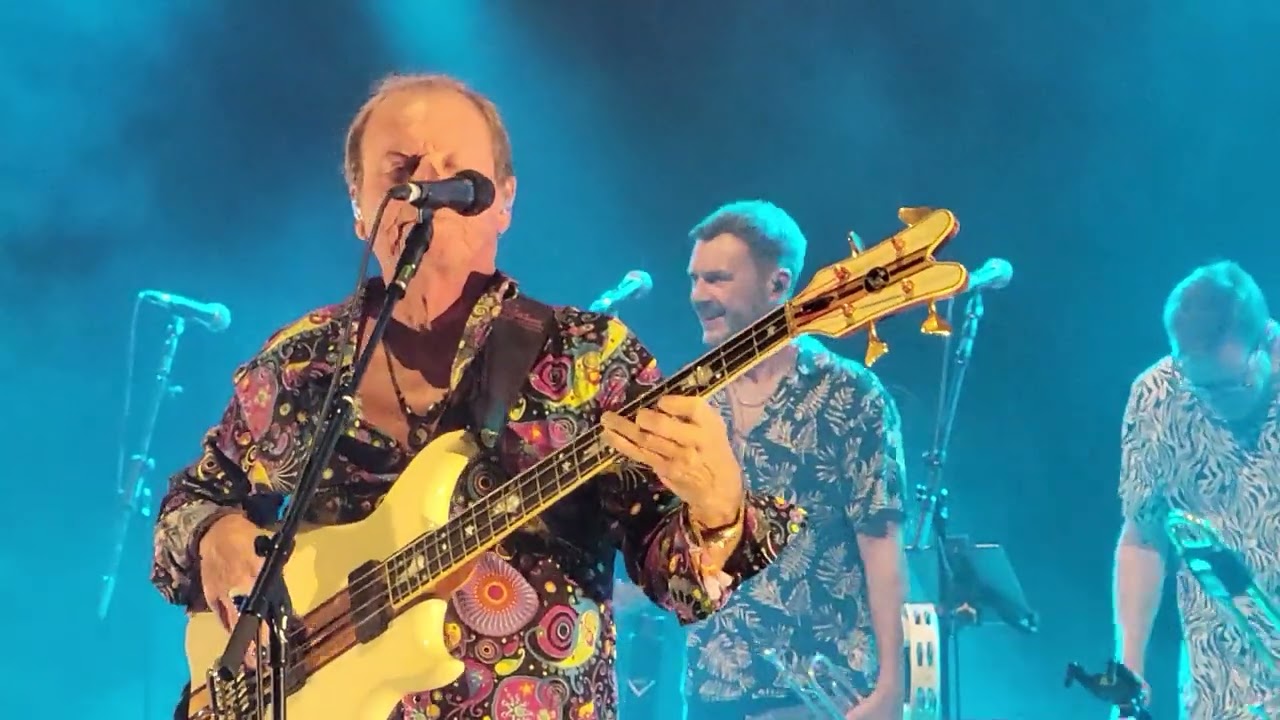Level 42, Philharmonic, Liverpool 10th October 2023, encore